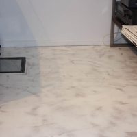 Resina decorativa spatolata per pavimentazioni con effetto marmo di Carrara Aldo Verdi