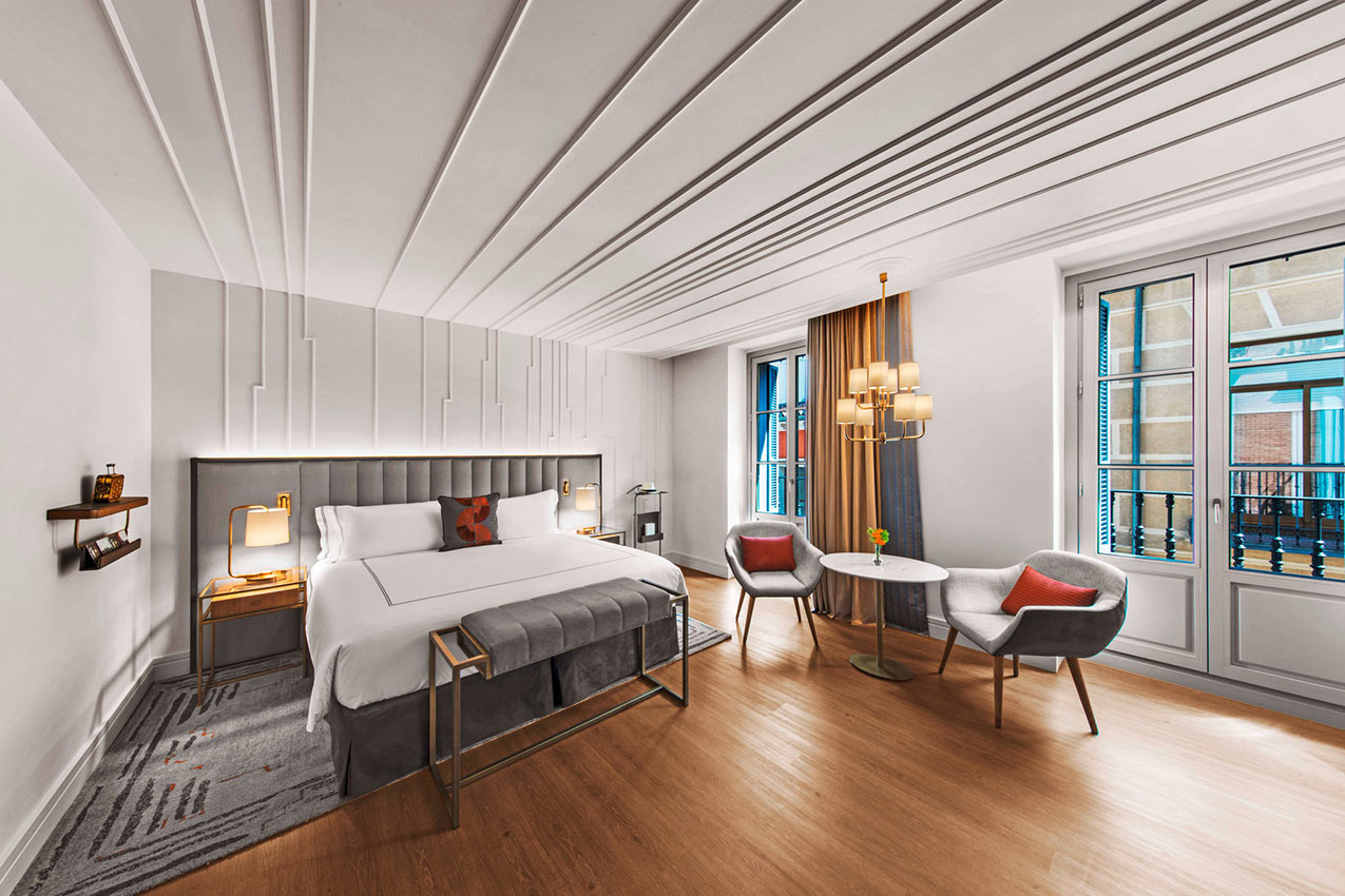 Restyling creativo ornamenti poliuretano