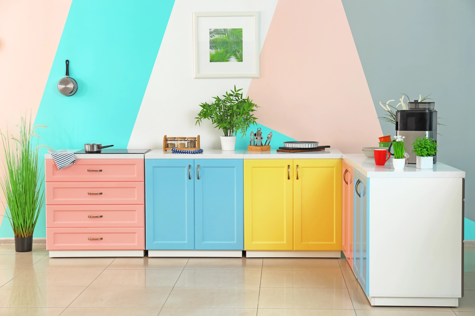 Cambiare colore alle ante della cucina